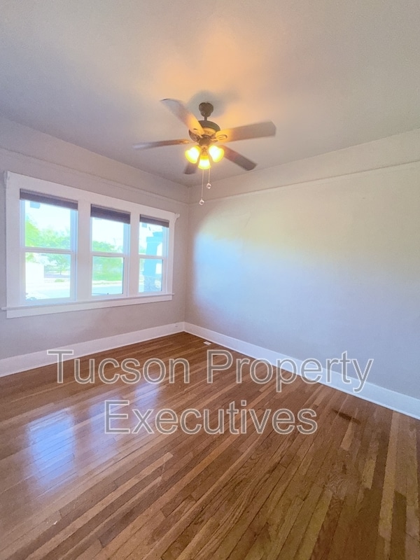 Building Photo - 1245 N 1st Ave