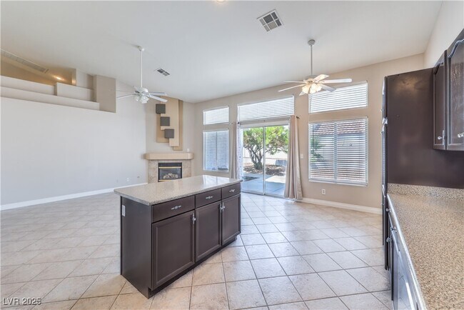 Building Photo - 4765 Calavo St