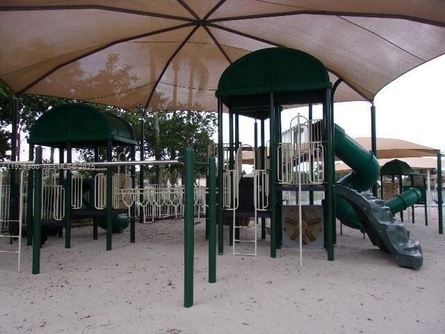 Building Photo - 1564 Sunset Way