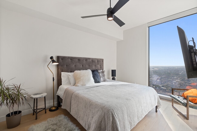 Building Photo - 44 East Ave