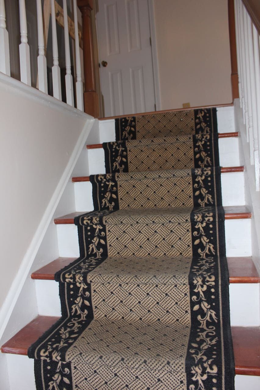 Stairs - 1325 Weatherstone Way NE