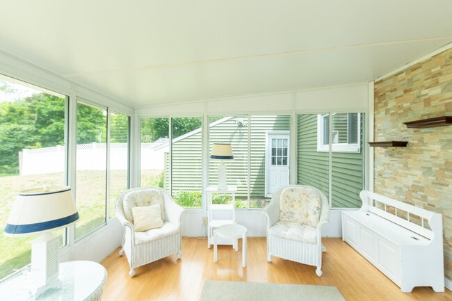 Building Photo - Charming 3BR South Portland Single-Family Home | Sunroom, Garage, Basement Storage & Spacious Yard