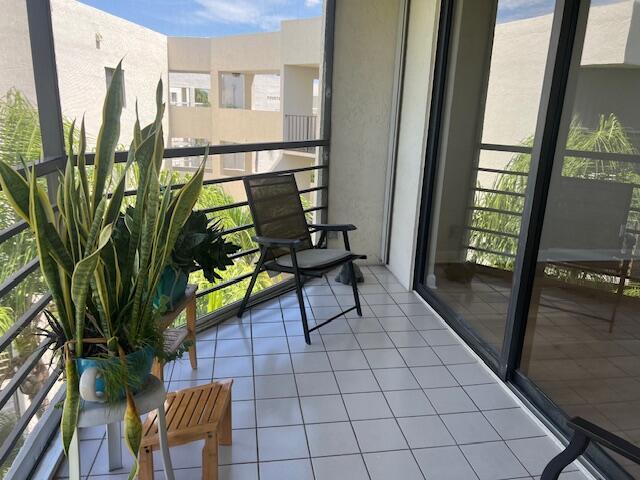Building Photo - 3138 Via Poinciana