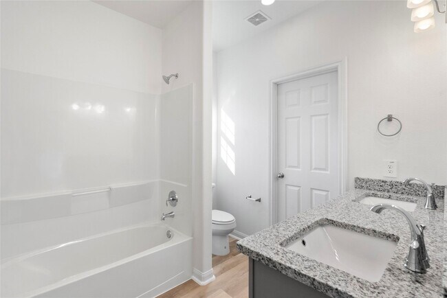 Building Photo - 2332 Cedar Pl Dr