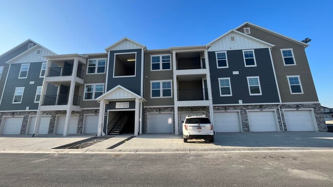 Primary Photo - 3 Bedroom/2 Bathroom Condo in Lehi