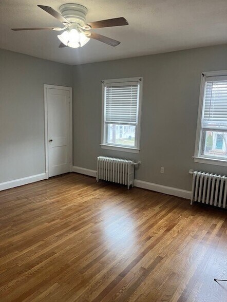 Building Photo - 4015 9th St NE