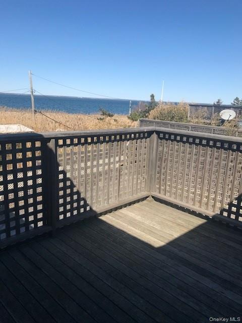 Building Photo - 16 Crescent Walk