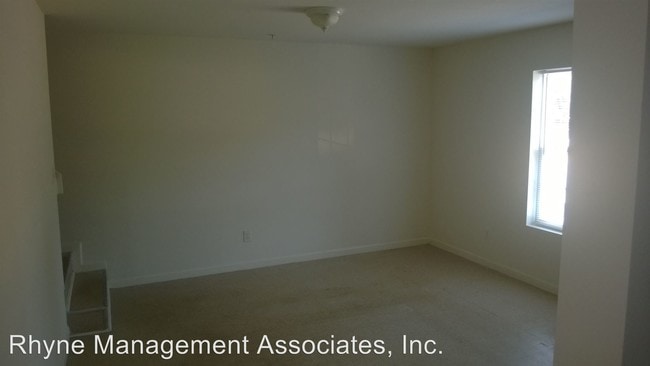 Building Photo - 2809 Avent Ferry Rd
