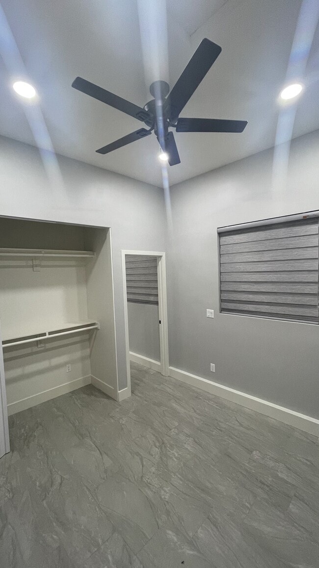 Building Photo - 1317 Marline Ave