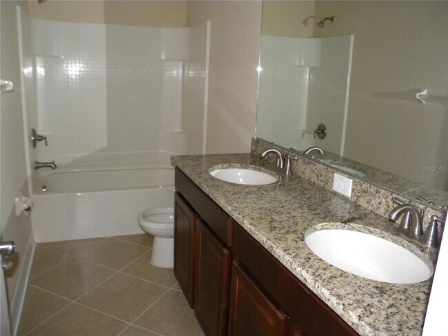 Building Photo - 7810 Tuscany Woods Dr