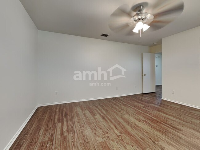 Building Photo - 3030 Dusty Ridge Dr