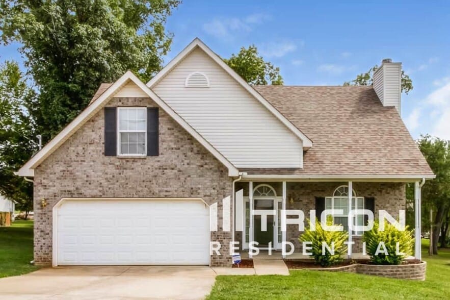 Building Photo - 129 Mary Joe Martin Dr