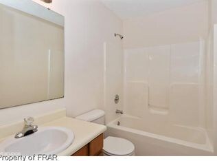 Building Photo - 611 Lumberly Ln