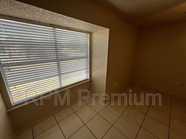 Building Photo - 5170 Weston