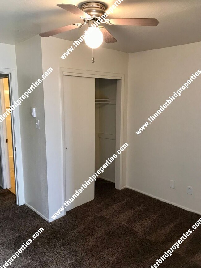 Building Photo - 187 Monte Largo Dr NE