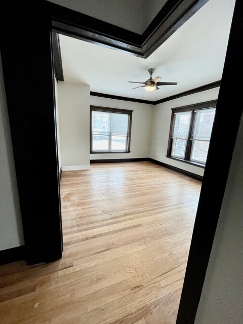 Building Photo - 4450 N Winchester Ave