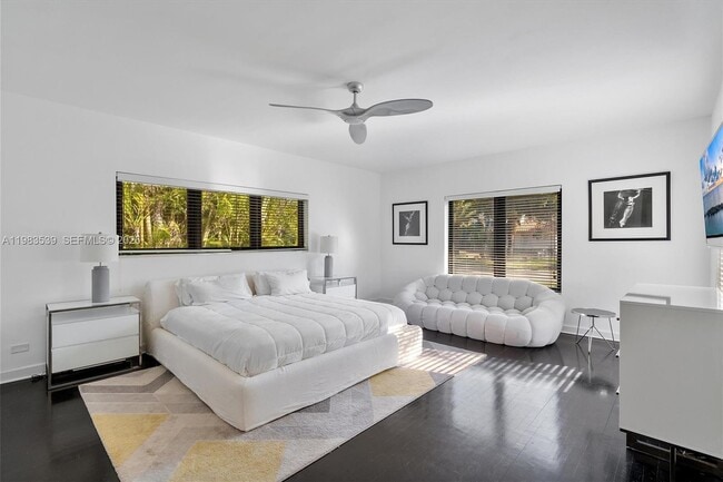 Building Photo - 641 Island Rd