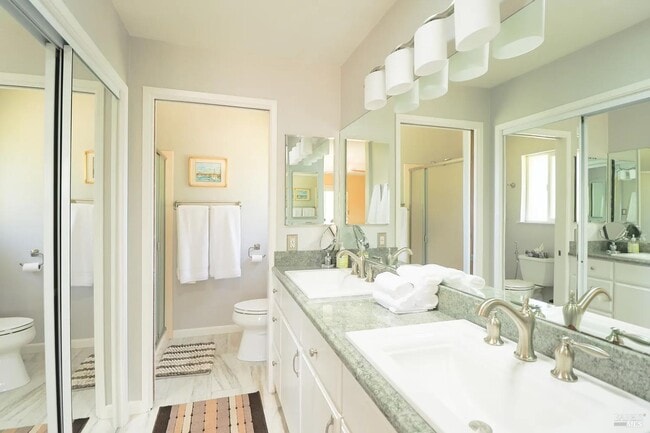 Building Photo - 6600 Guerneville Rd