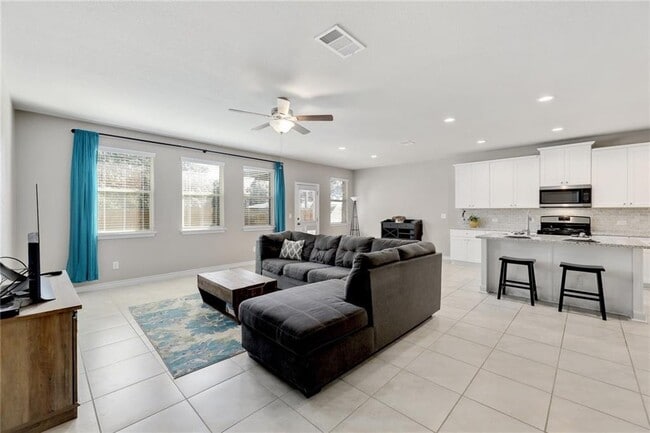 Building Photo - 204 Tulum Ter