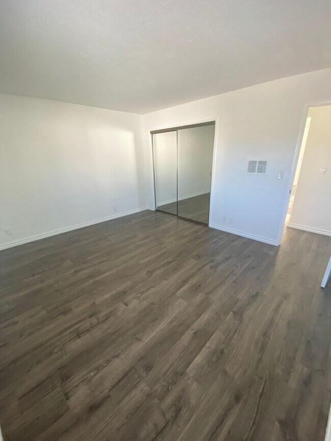 Building Photo - 34102 La Serena Dr