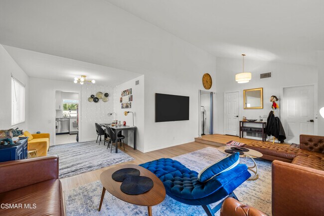 Building Photo - 3066 Apache Cir