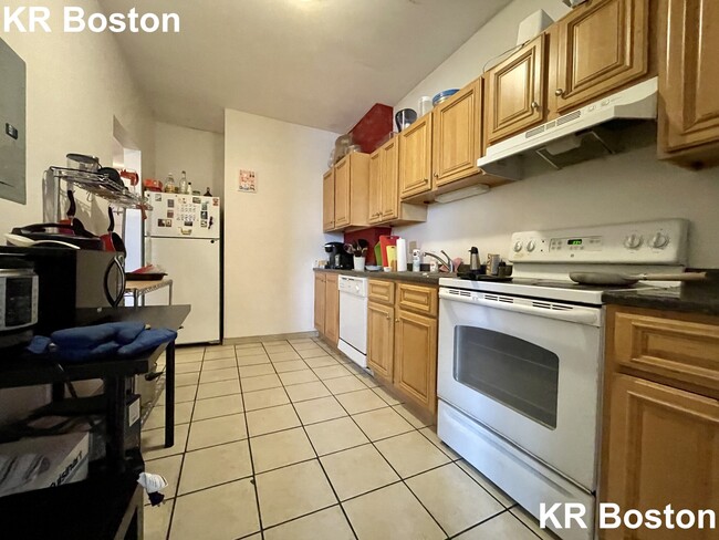 Primary Photo - 37 Egremont Rd