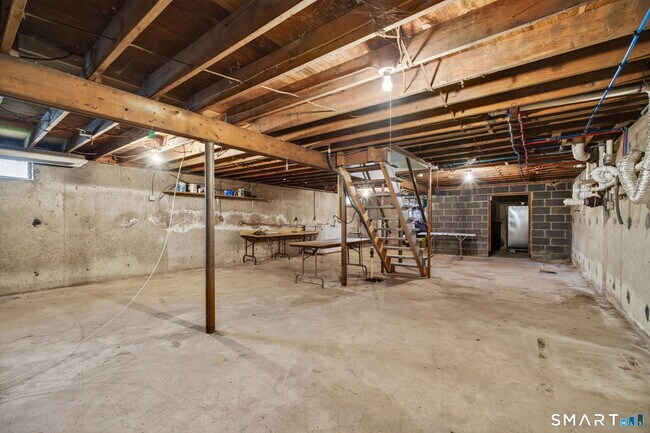 Building Photo - 121 Cherry Hill Rd