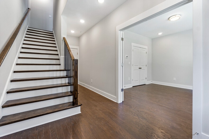 Building Photo - 1028 Robert Smalls Way