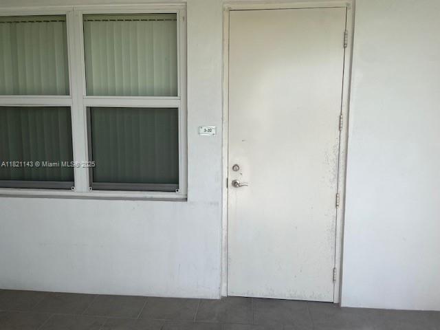 Building Photo - 1080 99th St