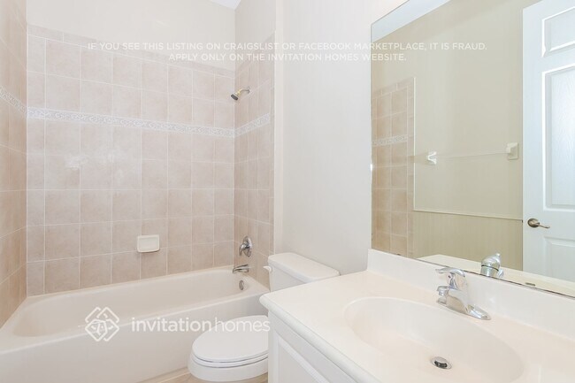 Building Photo - 4110 Greenway Dr