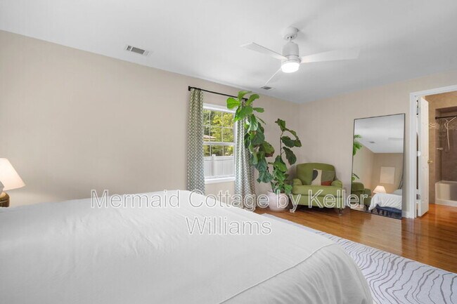 Building Photo - 905 McTeer Cir