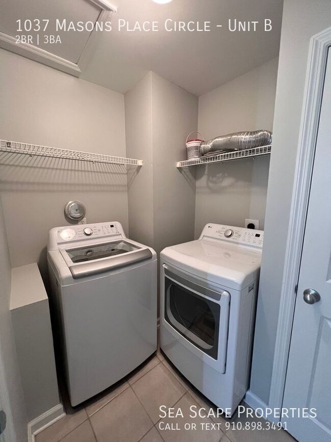 Building Photo - 1037 Masons Pl Cir