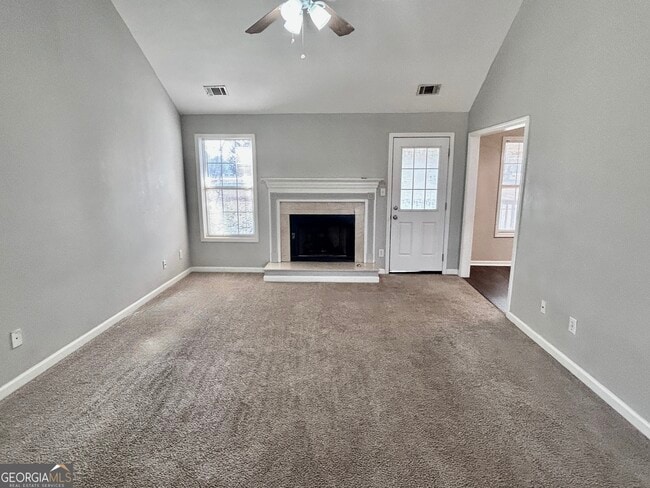 Building Photo - 22 Meadow Chase Way