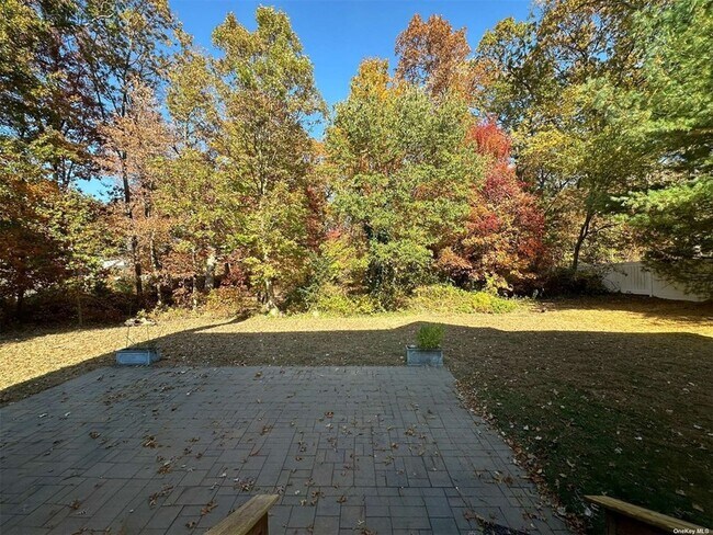 Building Photo - 57A Hillwood Dr
