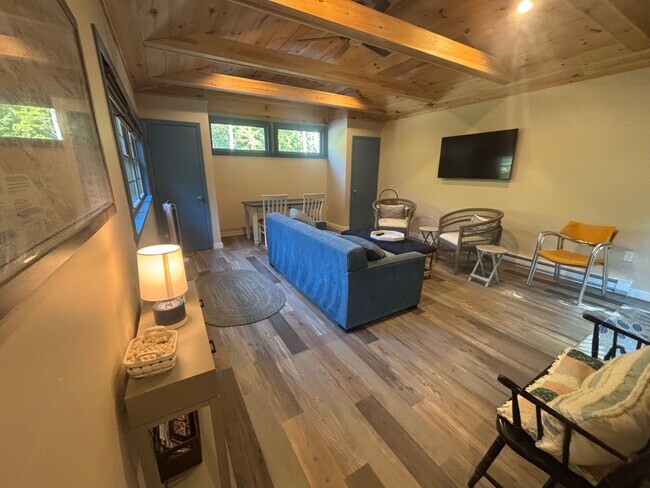 Building Photo - 58 Patrician Shores Cir