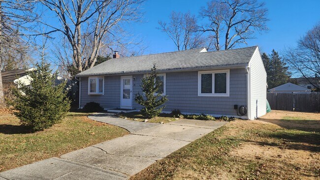 Building Photo - 25 Audrey Ln