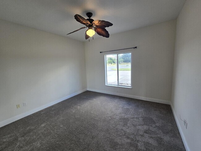 Building Photo - 1033 Coronado Ct