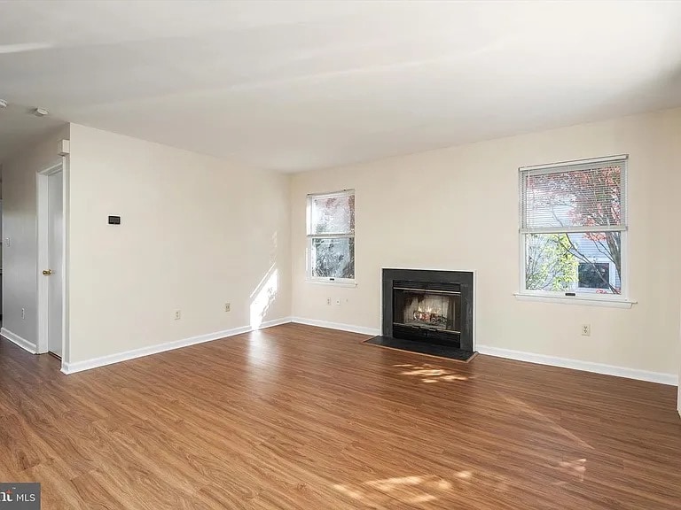 Building Photo - 182 Jonathon Dayton Ct