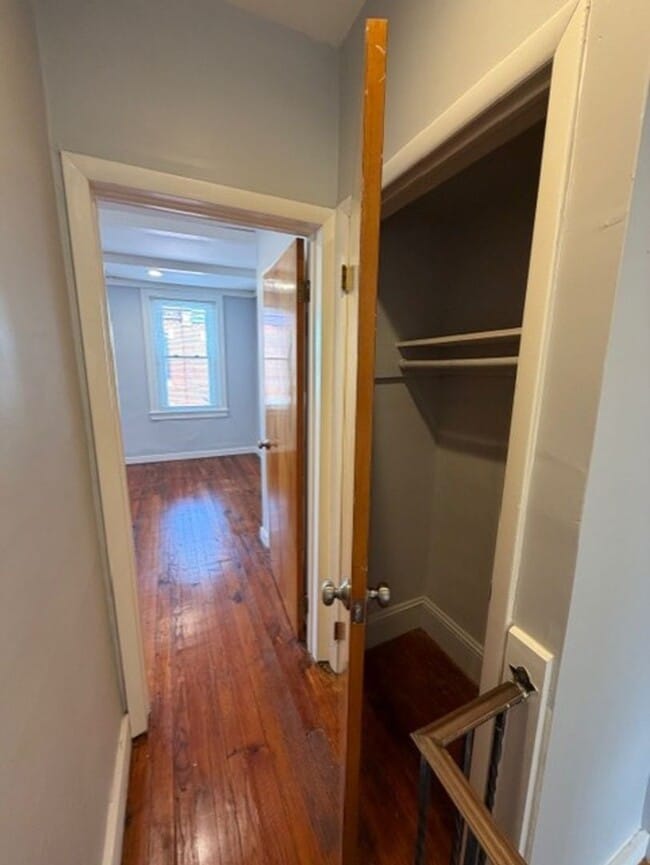 Building Photo - Beauty in LOMO