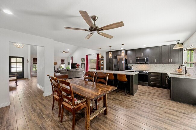 Building Photo - 22610 Coriander Dr