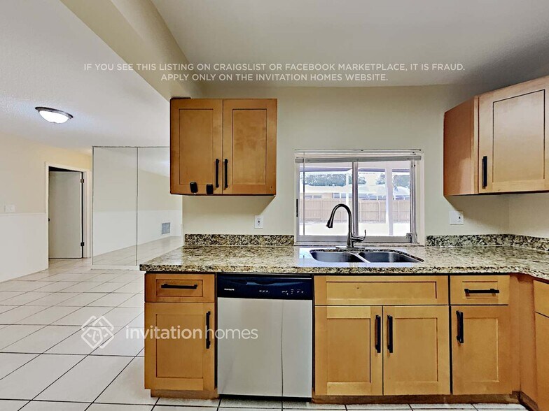 Building Photo - 2605 SW 84th Terrace