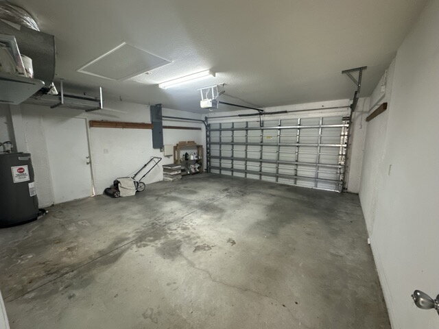 Building Photo - Spacious 2-Bed, 2-Bath Home in Venice with...