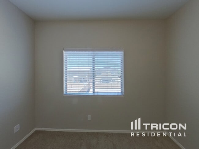 Building Photo - 41272 W Laramie Rd