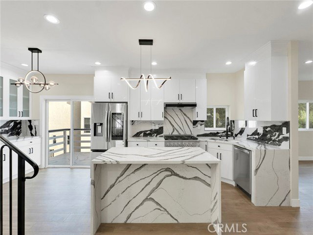 Building Photo - 4530 Ensenada Dr
