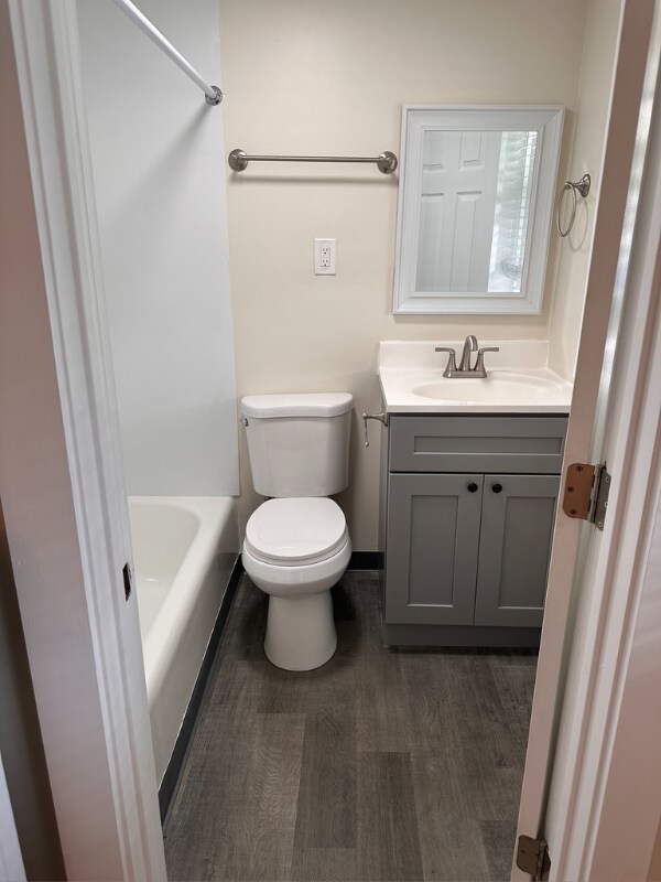 Building Photo - 187 West St