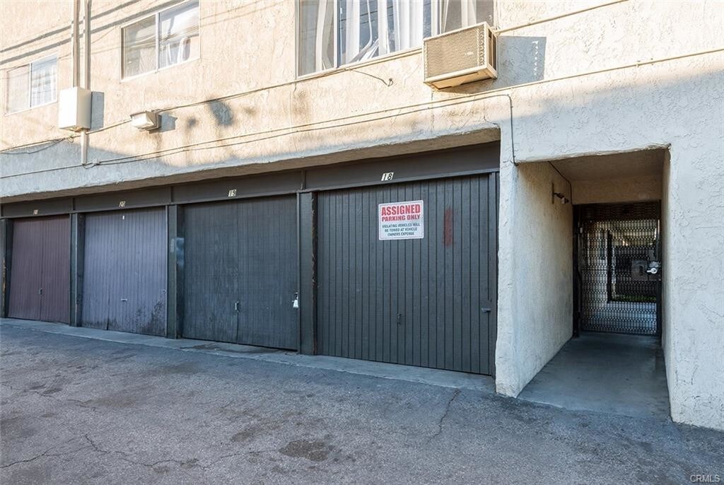 Building Photo - 2890 E Artesia Blvd