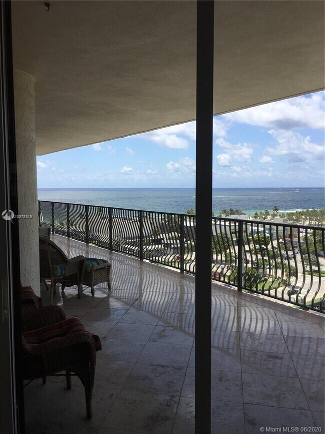 Building Photo - 100 S Birch Rd