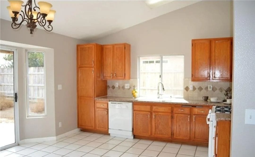 Building Photo - 42810 Fanchon Ave