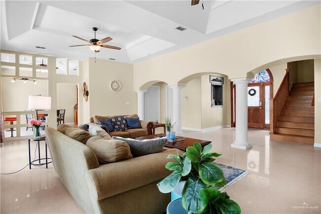 Building Photo - 2622 Easy St