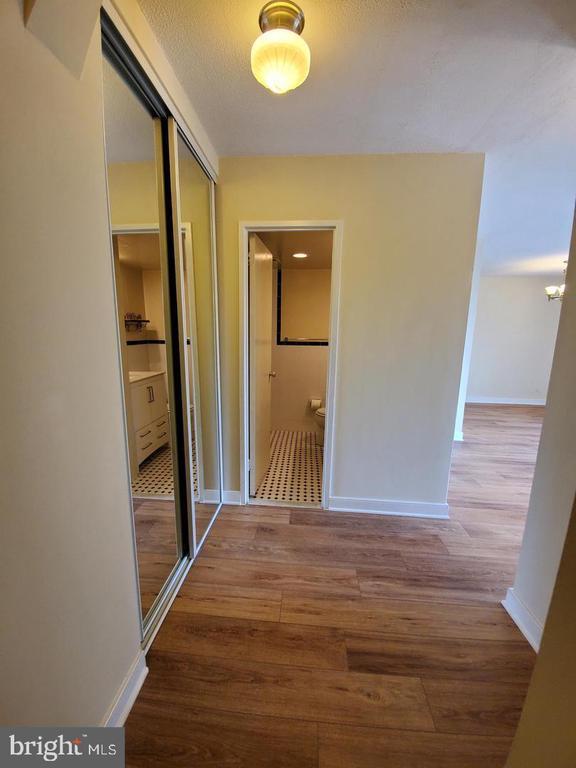 Building Photo - 490 M St SW